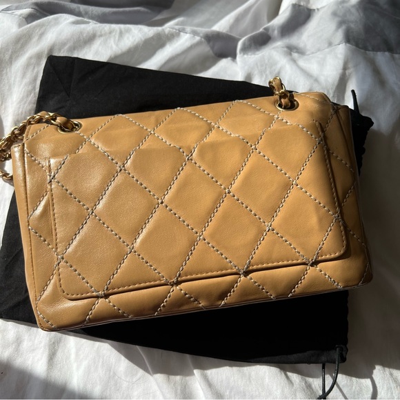 Chanel Medium Single Flap Caramel/Tan Wild Stitch Bag - Picture 2 of 8